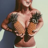 Слив Карины Кросс