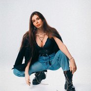 Слив Анны Вишенки