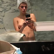 Слив Дафни Кин