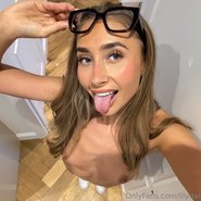 Слив Лили Филипс