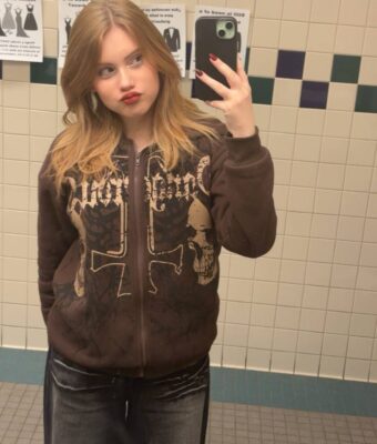 Кира Аврорка