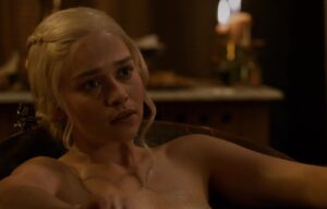 Эмилия Кларк